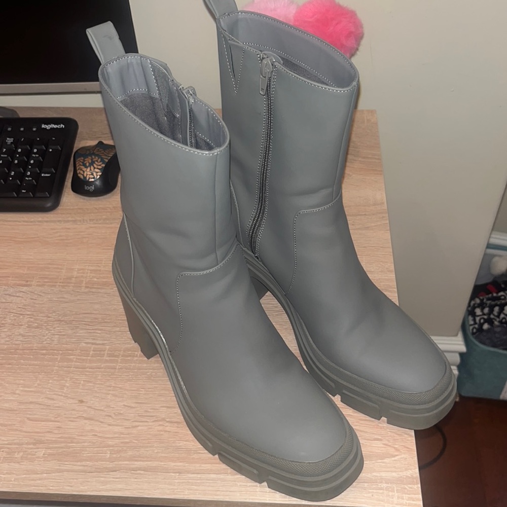 Zara Booties! Size 41
